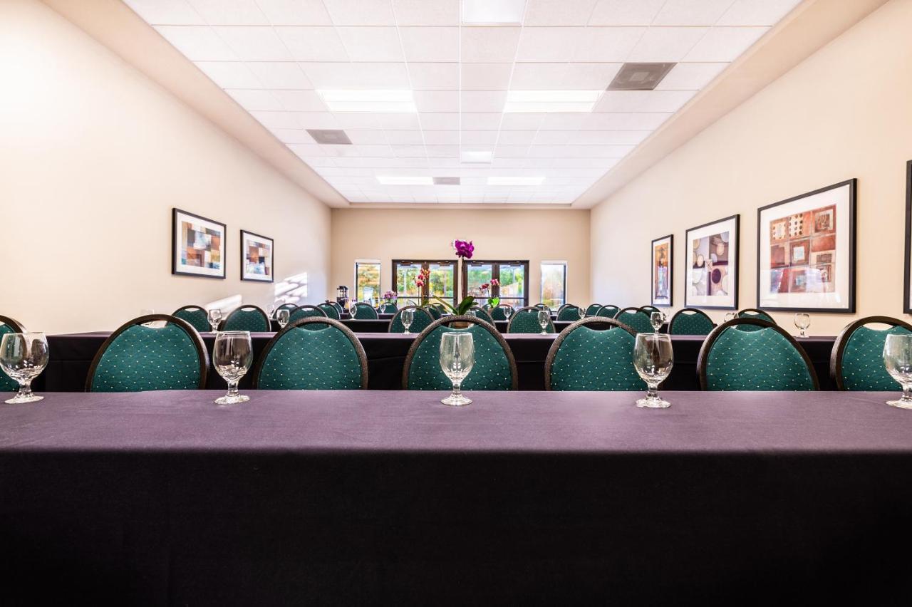 Gaia Hotel & Spa, Ascend Hotel Collection Anderson Bagian luar foto