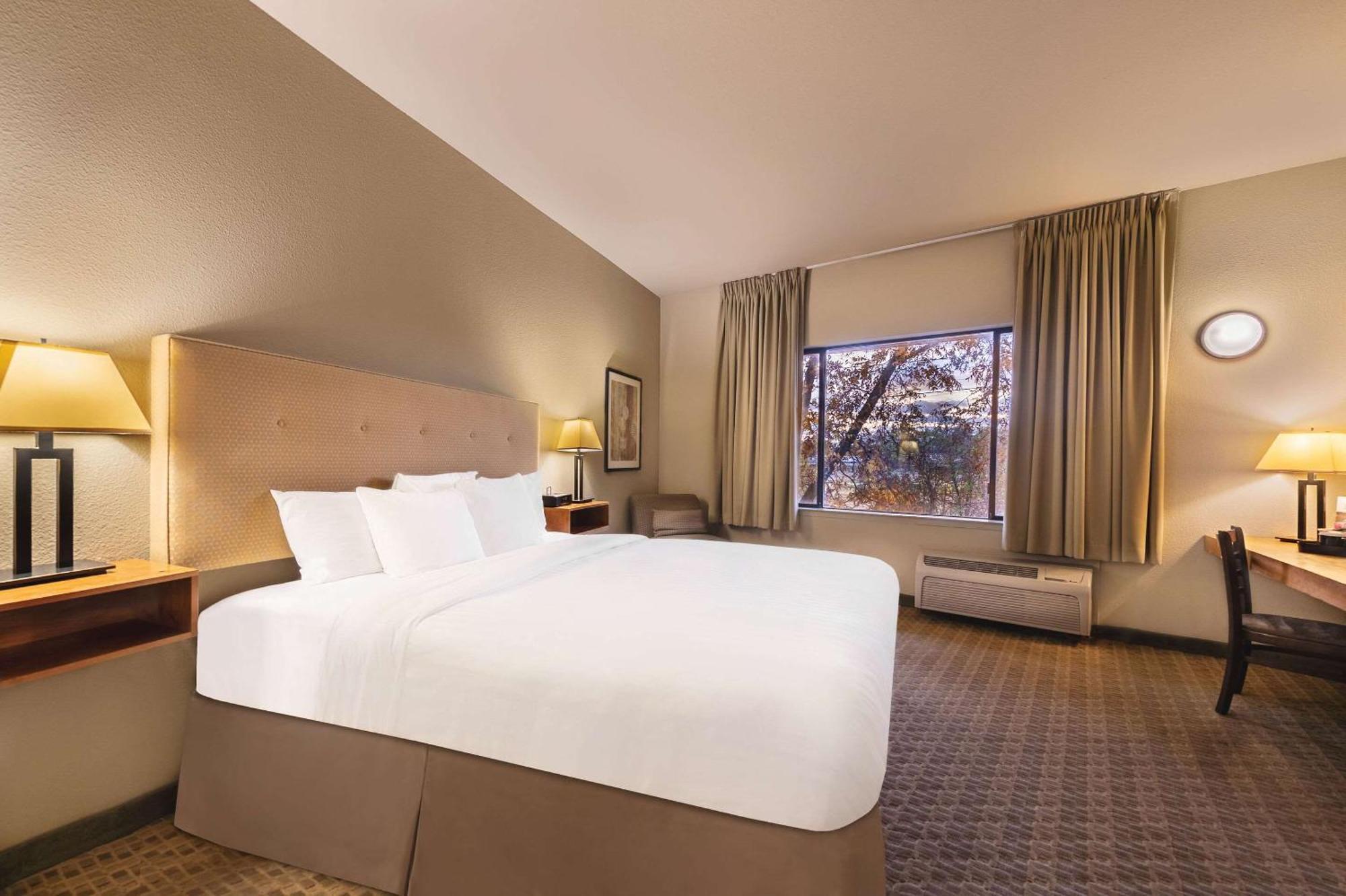 Gaia Hotel & Spa, Ascend Hotel Collection Anderson Bagian luar foto